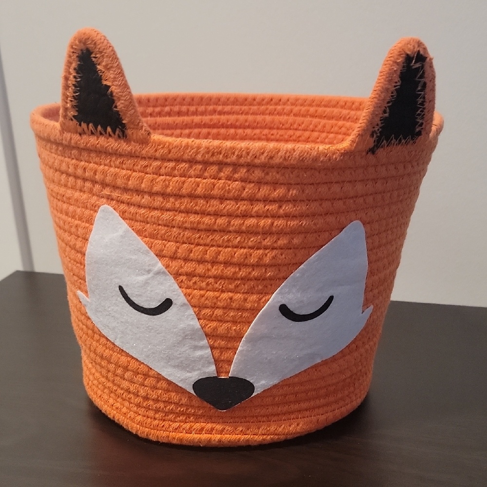 Charming Orange Fox Toy Organizer